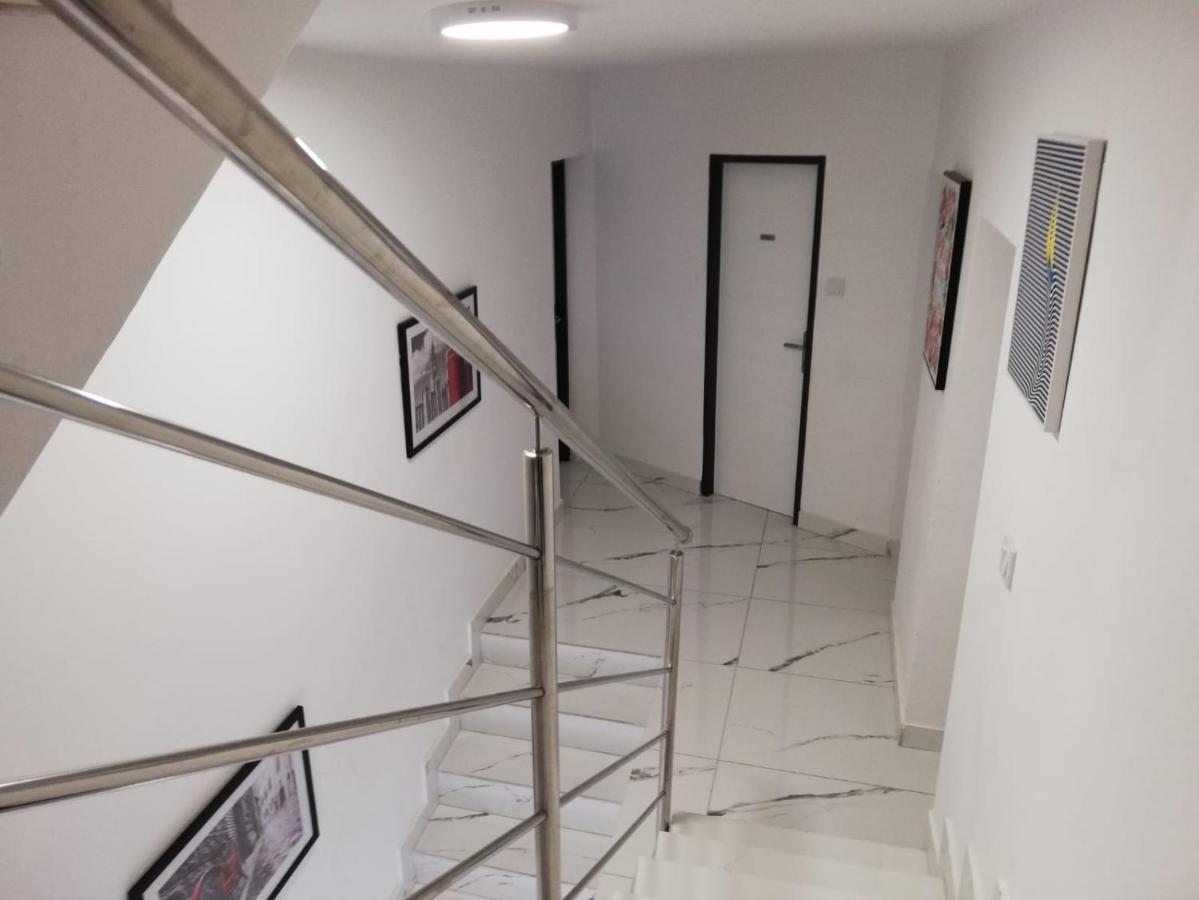 Vila S Bazenom Deluxe - Gti زغرب المظهر الخارجي الصورة